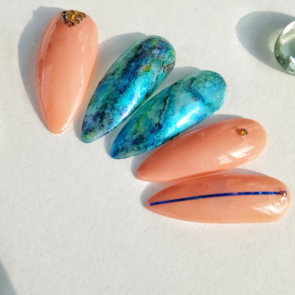 "Maya" Blue Marble Press-On Nails *Standard Sizes* - Picture 3 of 5